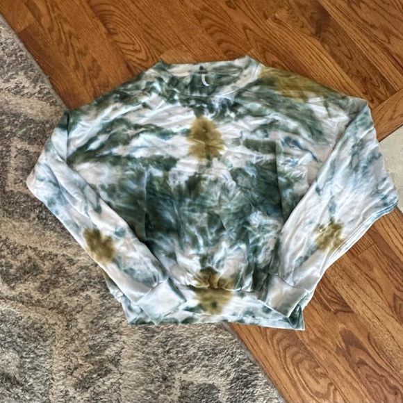 YFB Coraline Green Tie Dye Soft Knit Sweatshirt & Pants Sz Small - Picture 3 of 9